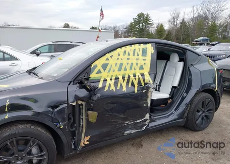 2024 Tesla Model Y Long Range Dual Motor All-Wheel Drive from USA, damaged, VIN 7SAYGAEE4RF166905